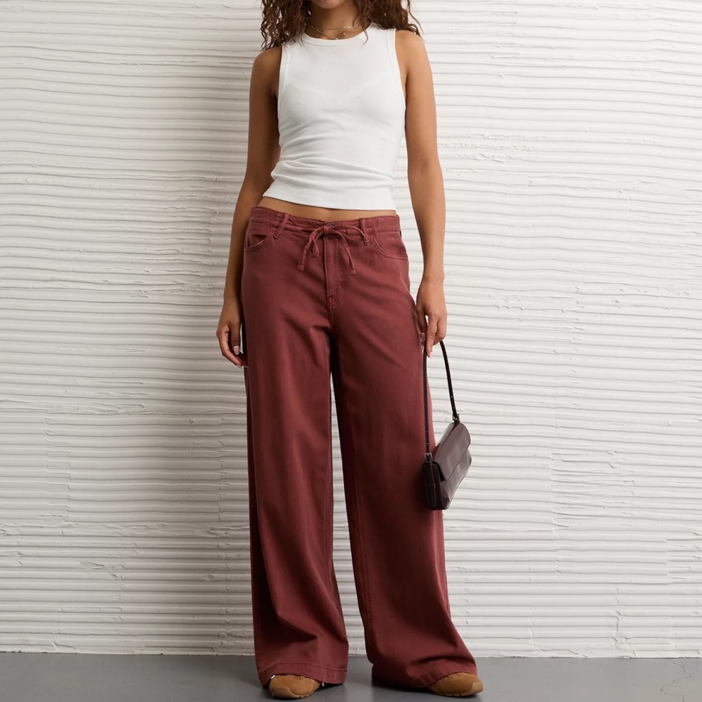American Eagle Dreamy Drape Stretch Low-Rise Ultra Wide-Leg Pant